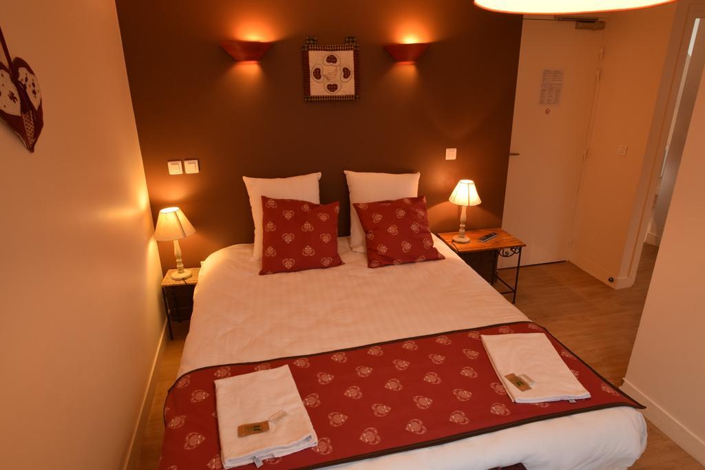 Le Geneve Hotel La Bourboule Exterior foto